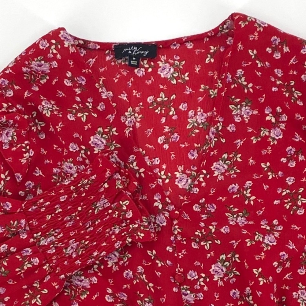Milk & Honey Red Floral Smocked Waist V-Neck Ruffle Long Sleeve‎ Top Size Medium